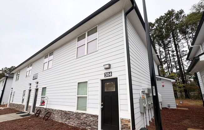 VILLAGES AT STATHAM NOW LEASING!