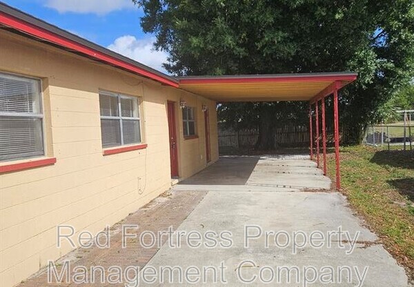 5 E CLERMONT CT