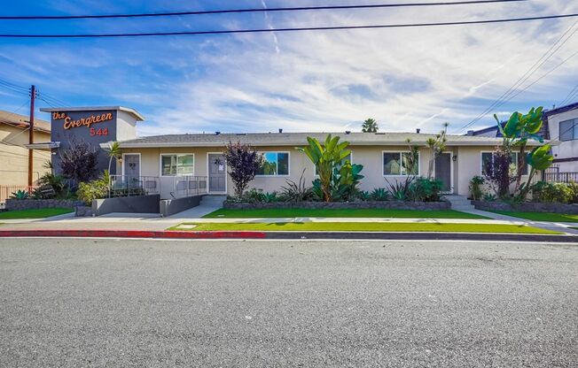 Retro Style Apartment Building with Pool and Gym - Secure, Modern and Lease-Ready!