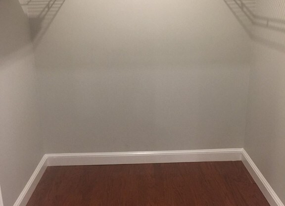 1 bed, 1 bath, 800 sqft, $3,950, Unit 1F