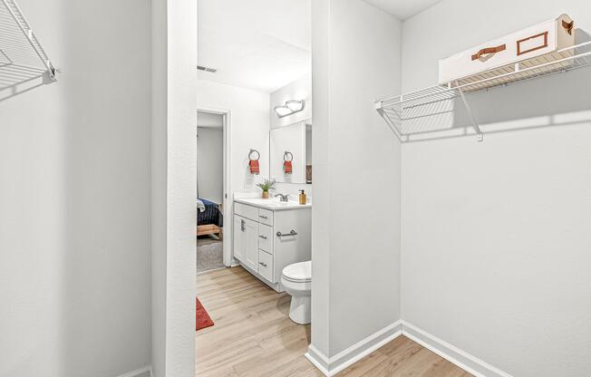 2 beds, 2 baths, 942 sqft, $1,349