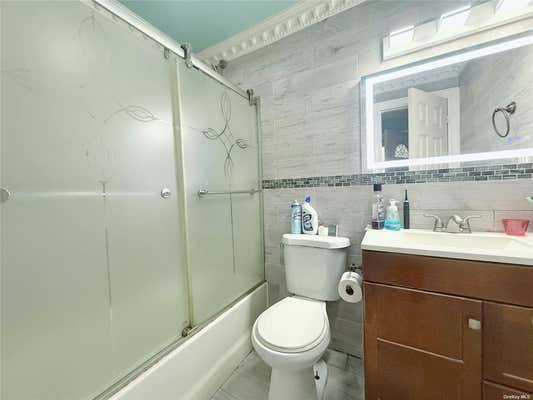 2 beds, 1 bath, $2,699