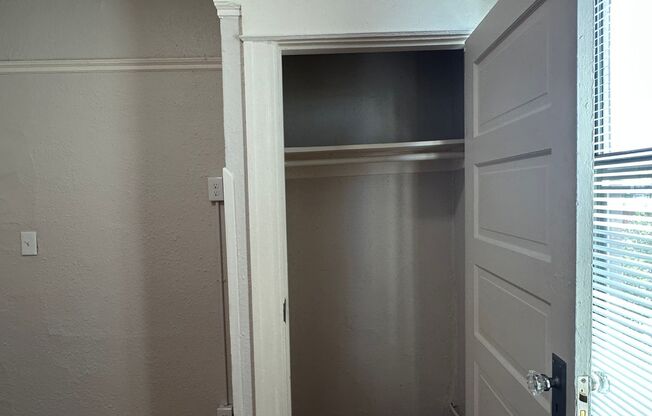 1 bed, 1 bath, 455 sqft, $1,095, Unit 307
