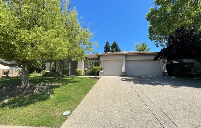 Stunning 4-Bedroom Home in Prime Folsom Location