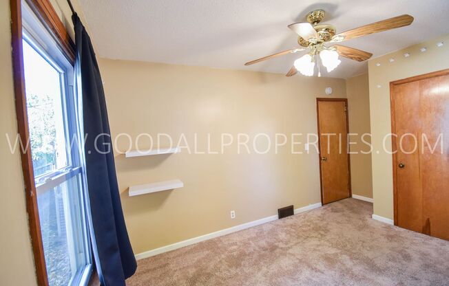 3 beds, 1 bath, $1,495