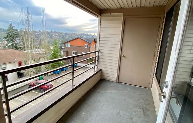 2 beds, 2 baths, 900 sqft, $2,895, Unit 302