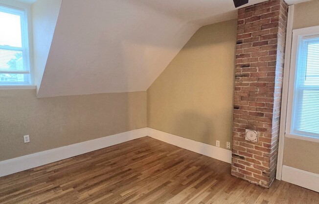3 beds, 1.5 baths, 1,300 sqft, $3,300, Unit 2