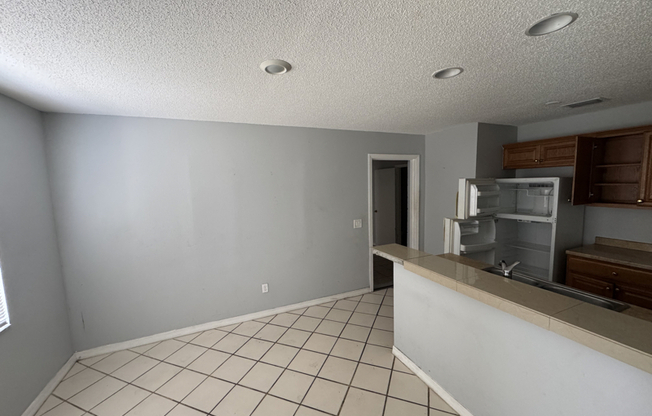 304 TARPON ST