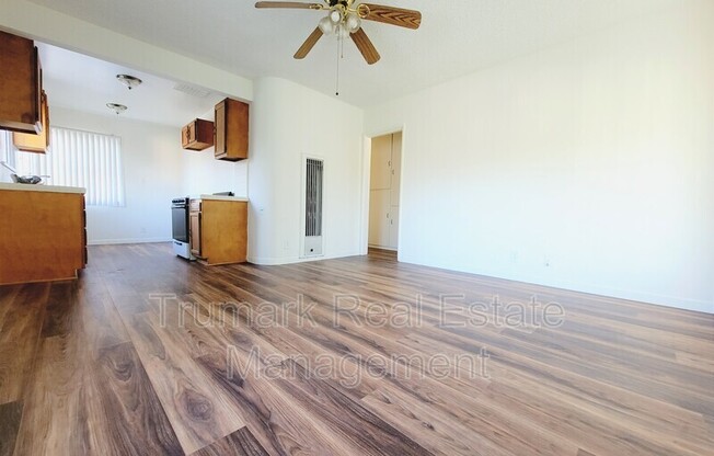 512 IRVING AVE