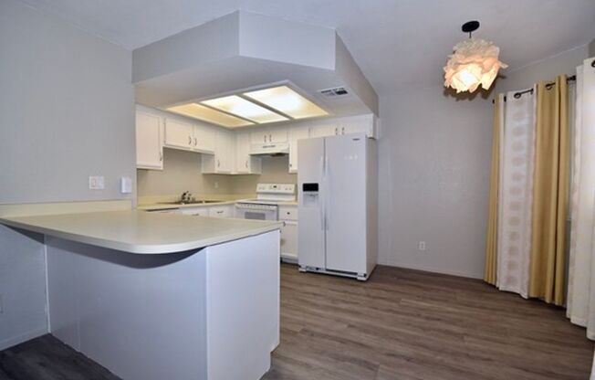 2 beds, 2 baths, $1,500, Unit # 202