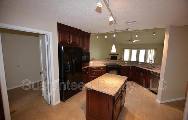 6314 EAGLEBROOK AVE
