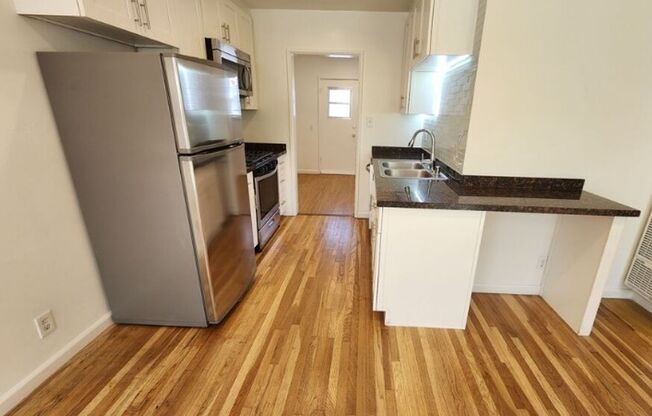 Ocean Park Apartments