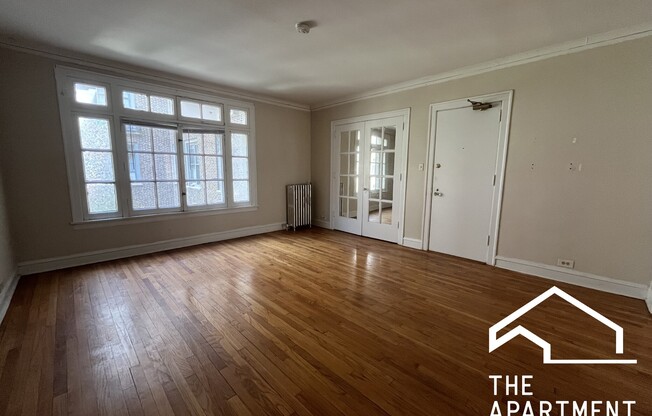 909 Elmwood Ave