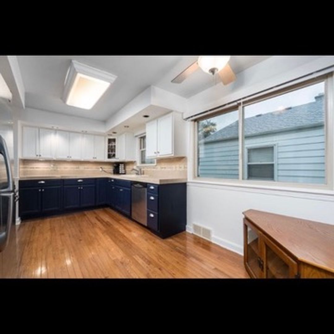 Beautiful 3-bedroom single family home just blocks from Wauwatosa, with garage parking and kitchen appliances!