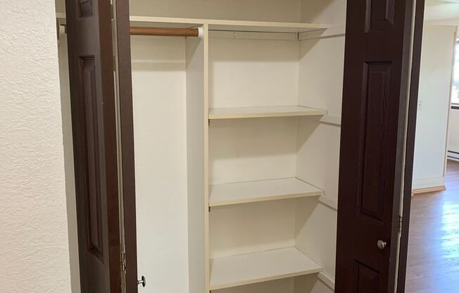 3 beds, 2 baths, 1,434 sqft, $2,450, Unit B110