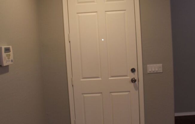 Large 4 bedroom home in Power Ranch