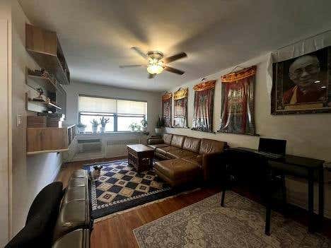 3 beds, 2 baths, 1,000 sqft, $3,800