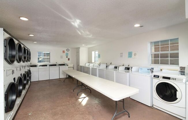 Glenview Square Apartments