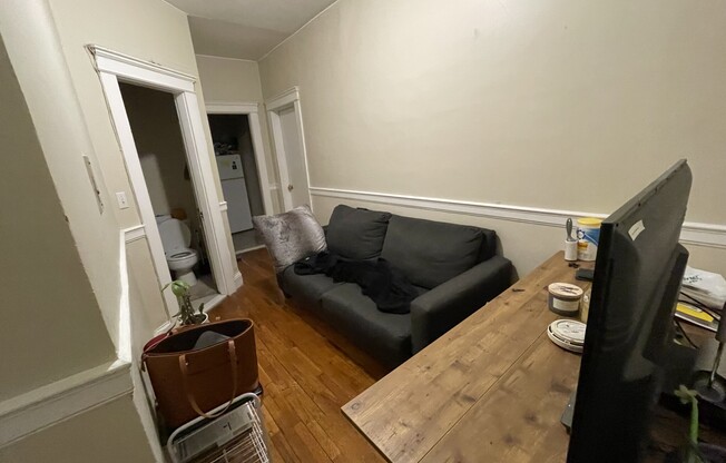 1 bed, 1 bath, $2,800, Unit 20