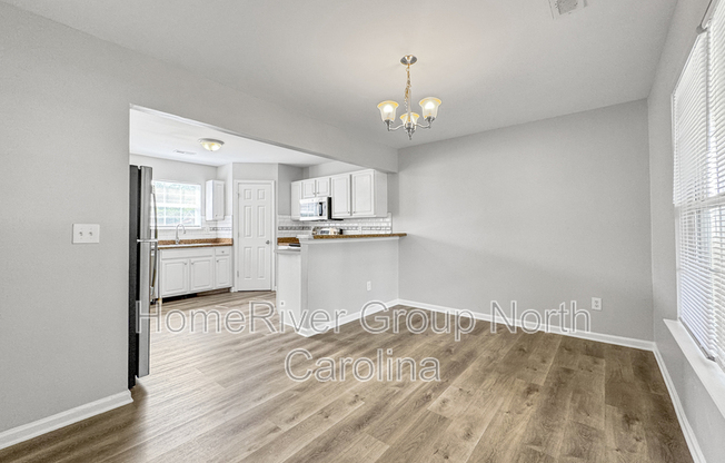 1437 CRANDON DR