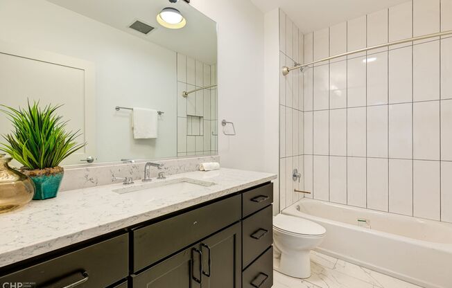 2 beds, 1 bath, 760 sqft, $2,695, Unit 2740-307
