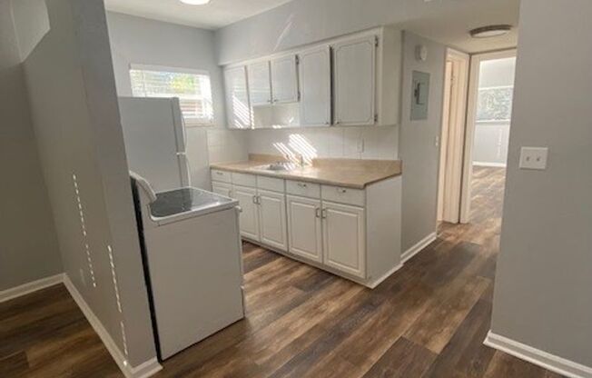 1 bed, 1 bath, $1,595, Unit 7