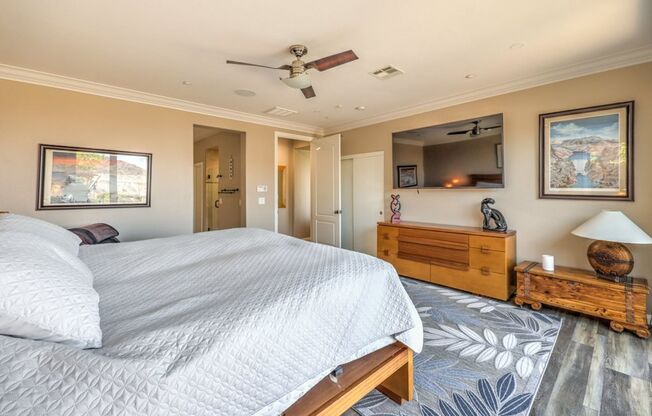 3 beds, 3 baths, $6,995