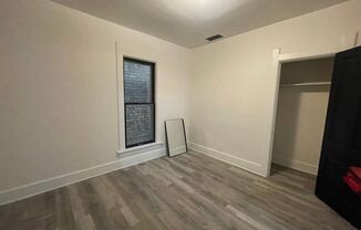 2 beds, 1 bath, 2 sqft, $795