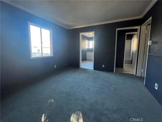 1141 E 95 ST