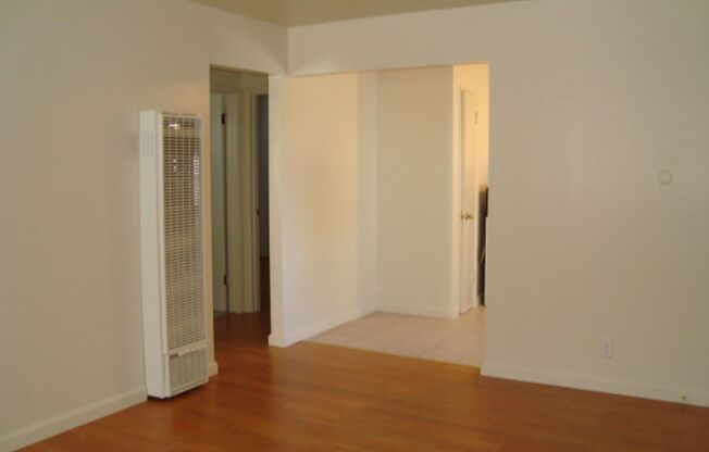 2 beds, 1 bath, 750 sqft, $2,495, Unit Unit 2