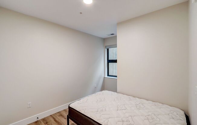 1 bed, 1 bath, 120 sqft, $1,225