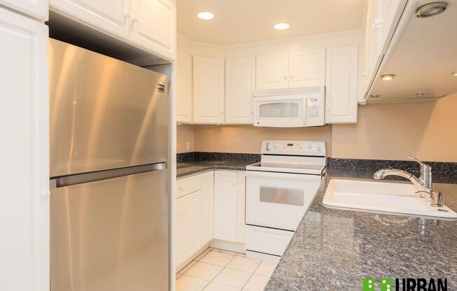 Spacious 2 Bedroom, 2 Bath Condo with Modern Comfort and Style