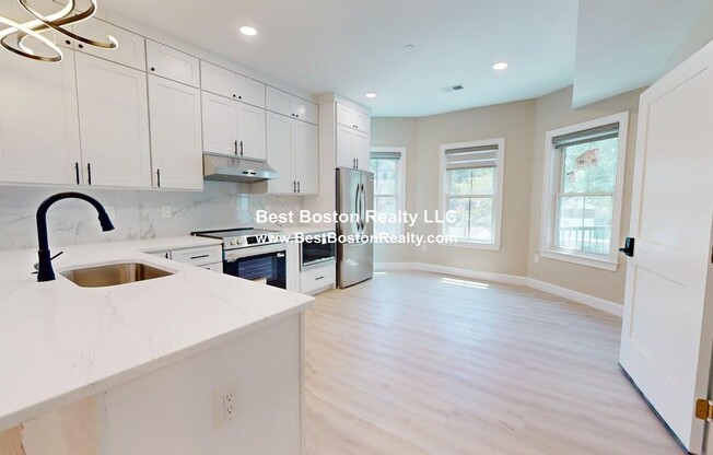 231 HIGHLAND AVE