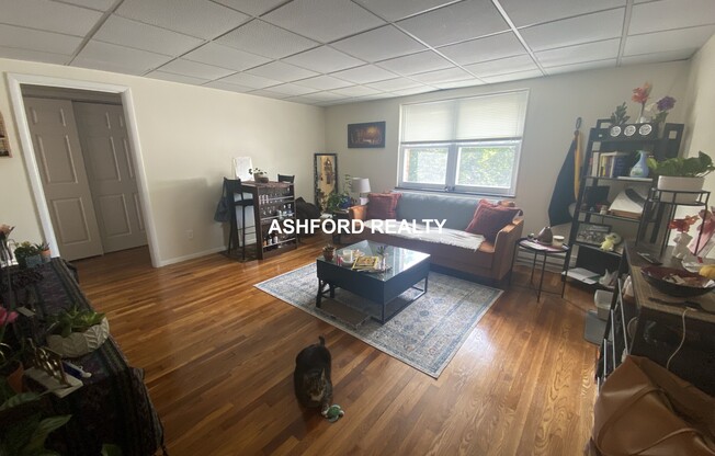 47 COOLIDGE HL RD