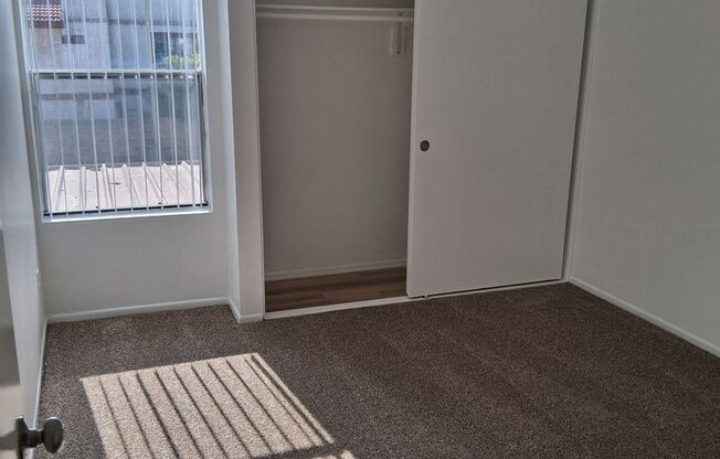 2 beds, 2 baths, 836 sqft, $2,400, Unit 262