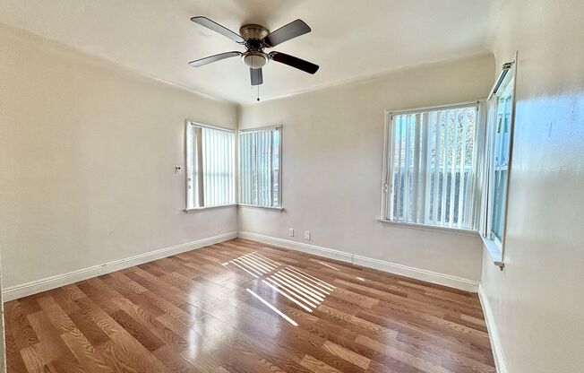 13872 B and C Foothill Blvd. (Residential)