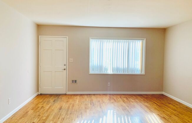 2BD/1BA APARTMENT AVAILABLE IN THE HEART OF PACIFIC BEACH! - $2,995 mo!