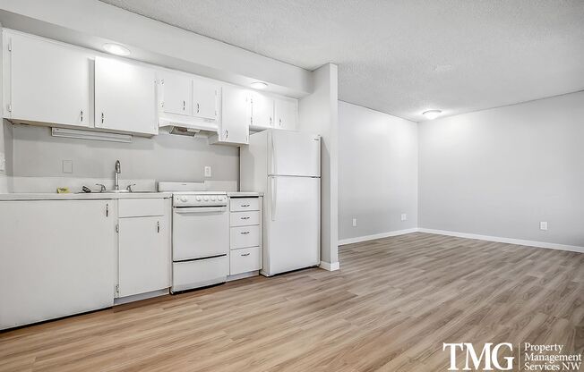 1 bed, 1 bath, 494 sqft, $1,225, Unit 23