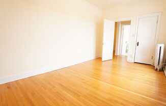 1 bed, 1 bath, 908 sqft, $2,195, Unit 2426-1W