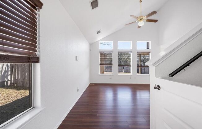 For Lease 17423 Loch Linnhe Loop