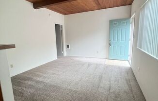 1 bed, 1 bath, $2,195, Unit 4873 Niagara Avenue #3