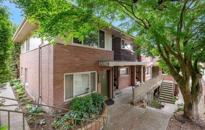 PD Parkdell Apartments