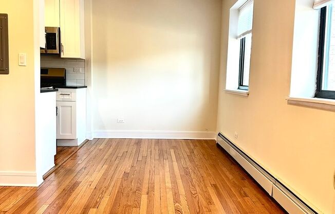 1 bed, 1 bath, 650 sqft, $1,600, Unit 6954-309