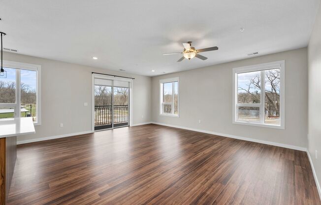 2 beds, 2 baths, 1,577 sqft, $2,600, Unit 402