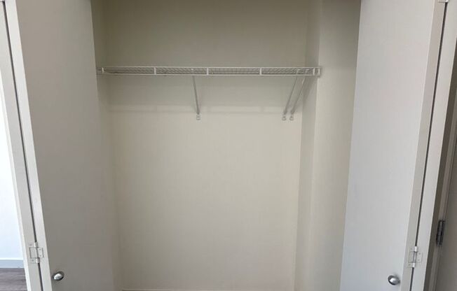 Studio, 1 bath, 306 sqft, $1,200, Unit 207