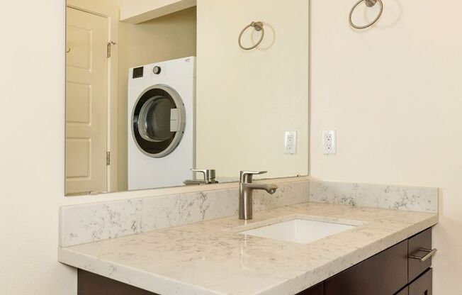 1 bed, 1 bath, 650 sqft, $2,060, Unit 103