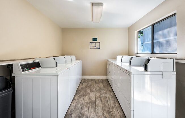 1 bed, 1 bath, 610 sqft, $1,630, Unit 64