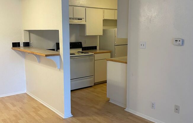 1 bed, 1 bath, 660 sqft, $1,239, Unit OPA-339