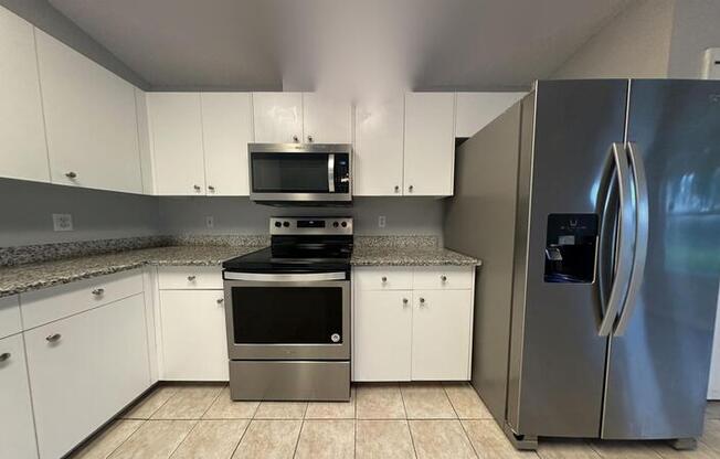 4768 RIDGEMOOR CIR