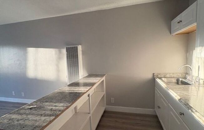 Marine Bay Apartments